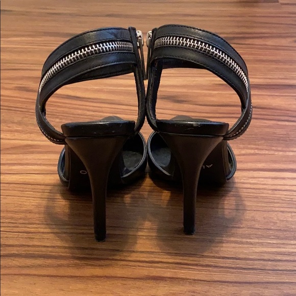 ALDO BLACK HEELS - Picture 3 of 5